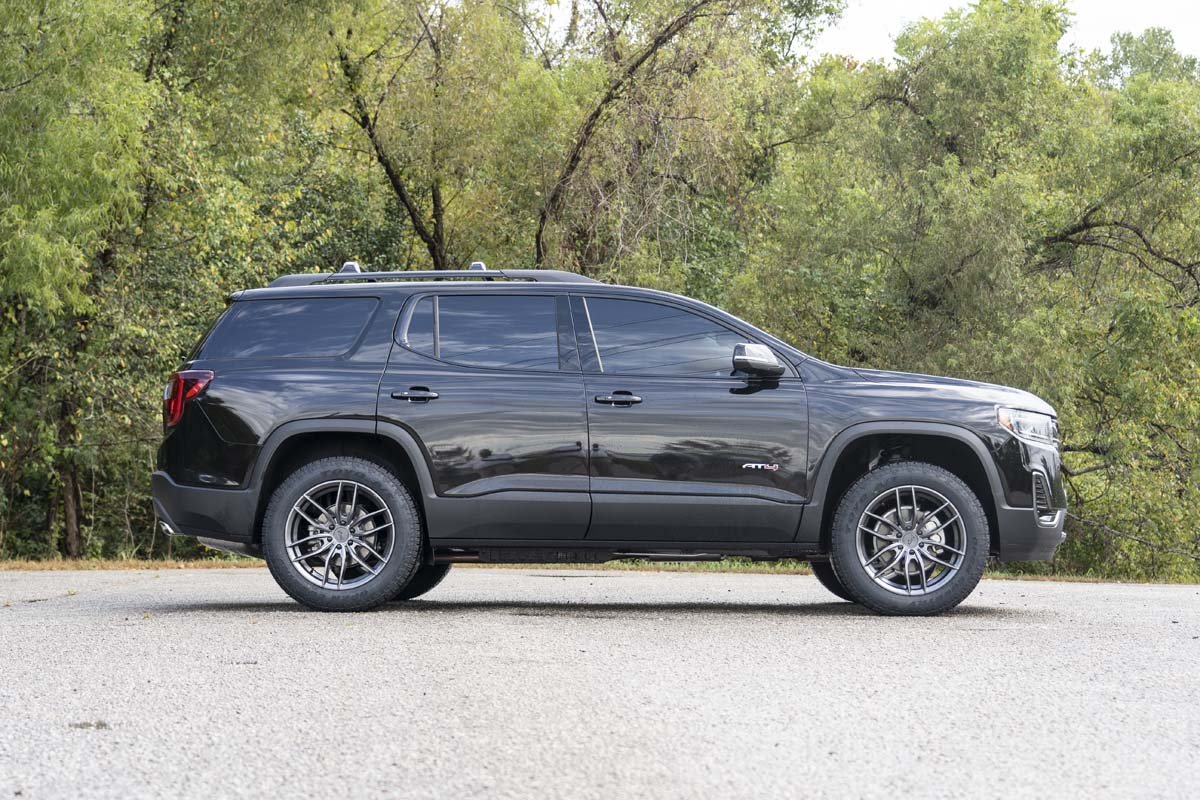 Rough Country 1.5 Inch Suspension Lift 17-23 Acadia 2WD/AWD Rough Country