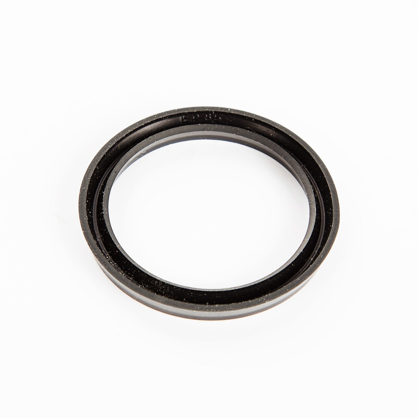 Spindle Seal Dana 30 1972-1986 Jeep CJ 1987-1995 Wrangler YJ And 1997-2006 Wrangler TJ / Lj OMIX-1