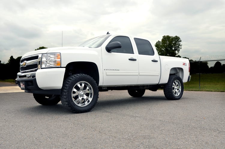 4.75 Inch Lift Kit Combo Red Silverado/Sierra 1500 4WD (07-13) Rough Country-1