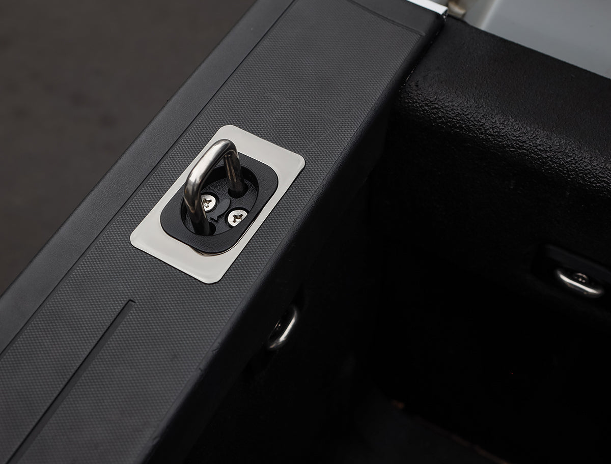 Gunmetal Flush Fit Retractable Tie-Down Anchors 2014 + Silverado/Sierra 1500/2500/3500 Bullring SpeedStrap-8
