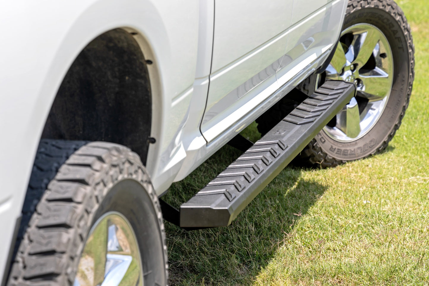BA2 Running Board Side Step Bars 09-Up Ram 1500 10-22 2500 Rough Country-4