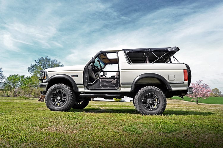 4 Inch Lift Kit Rear Blocks Ford Bronco 4WD (1980-1996) Rough Country-1