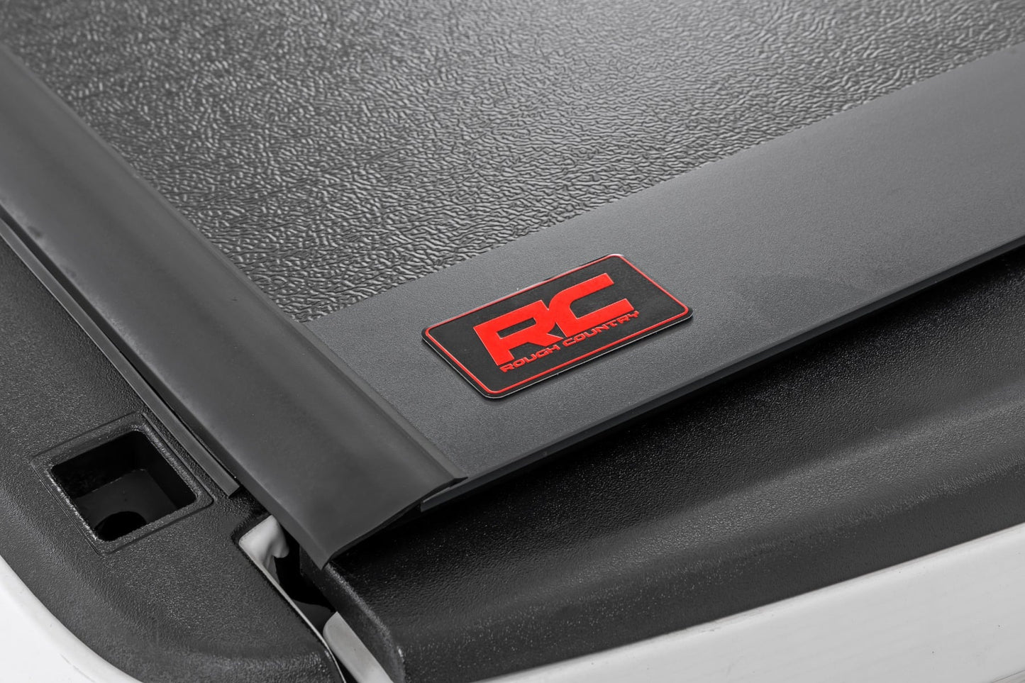 Hard Low Profile Bed Cover 5 Foot 7 Inch Bed No Rambox Ram 1500 2WD/4WD (2009-2018 & Classic) Rough Country-5