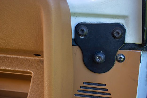 Kentrol Jeep CJ/YJ Interior Windshield Brackets Pair 76-95 CJ and Wrangler YJ Powdercoat Black Kentrol