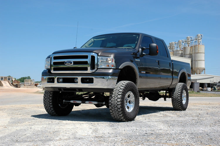 Rough Country Ford F-250/F-350 6 Inch Suspension Lift Kit For 05-07 Ford F-250/F-350 Gas 4WD Rough Country