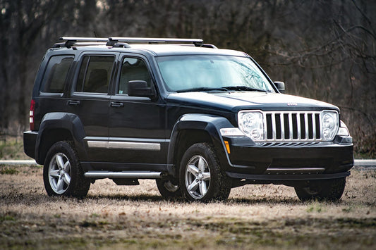 2.5 Inch Lift Kit N3 Front Struts Jeep Liberty KK 4WD (2008-2012) Rough Country-1