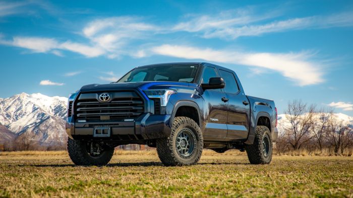 3.0 Inch SST Lift Kit Front With 1.25 Inch Rear With Upper Control Arms With CV Axle 22-25 Toyota Tundra ReadyLIFT-2
