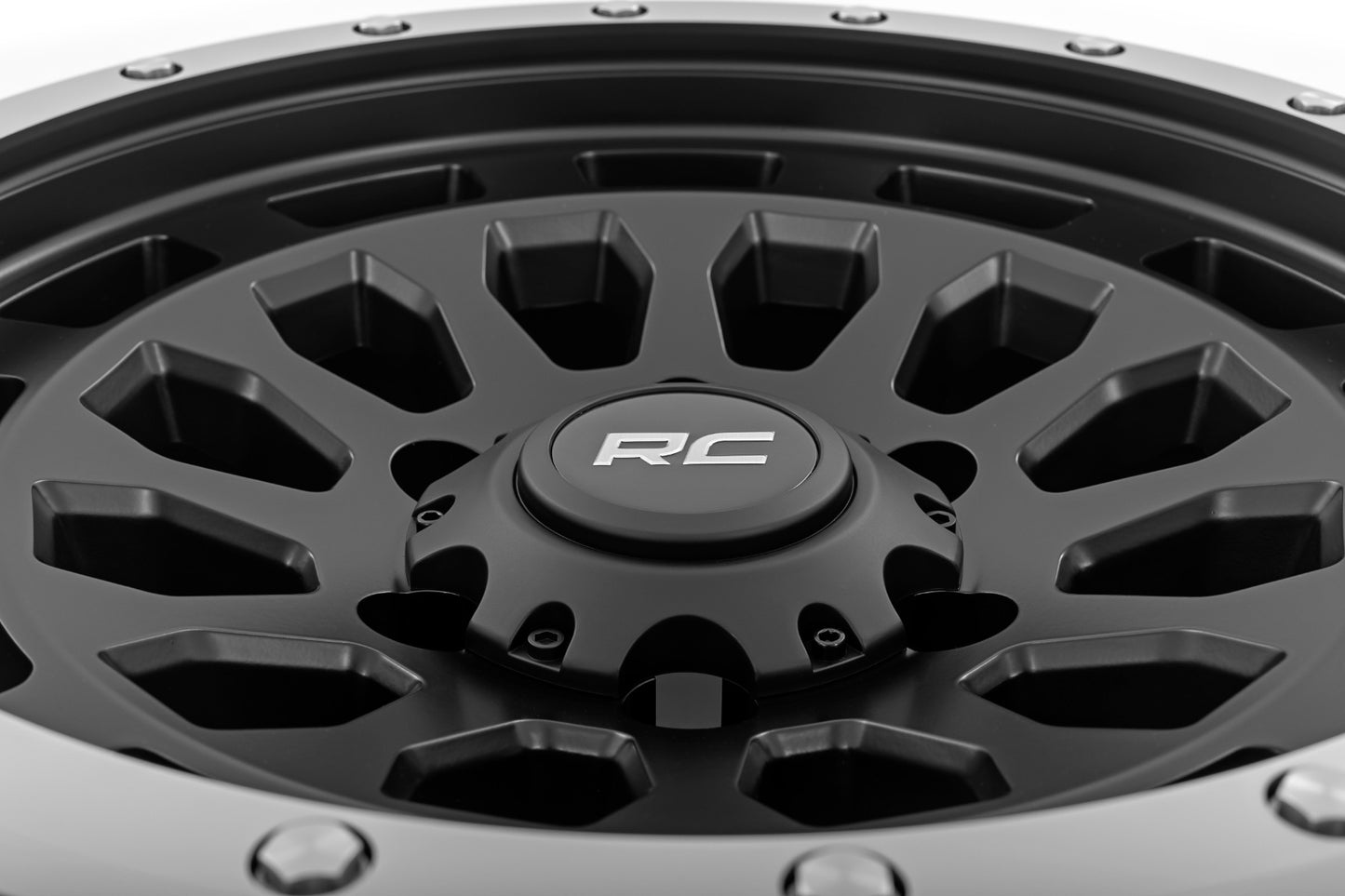 87 Series Wheel Simulated Beadlock Black/Machined 17x8.5 6x5.5 +0mm Rough Country-5