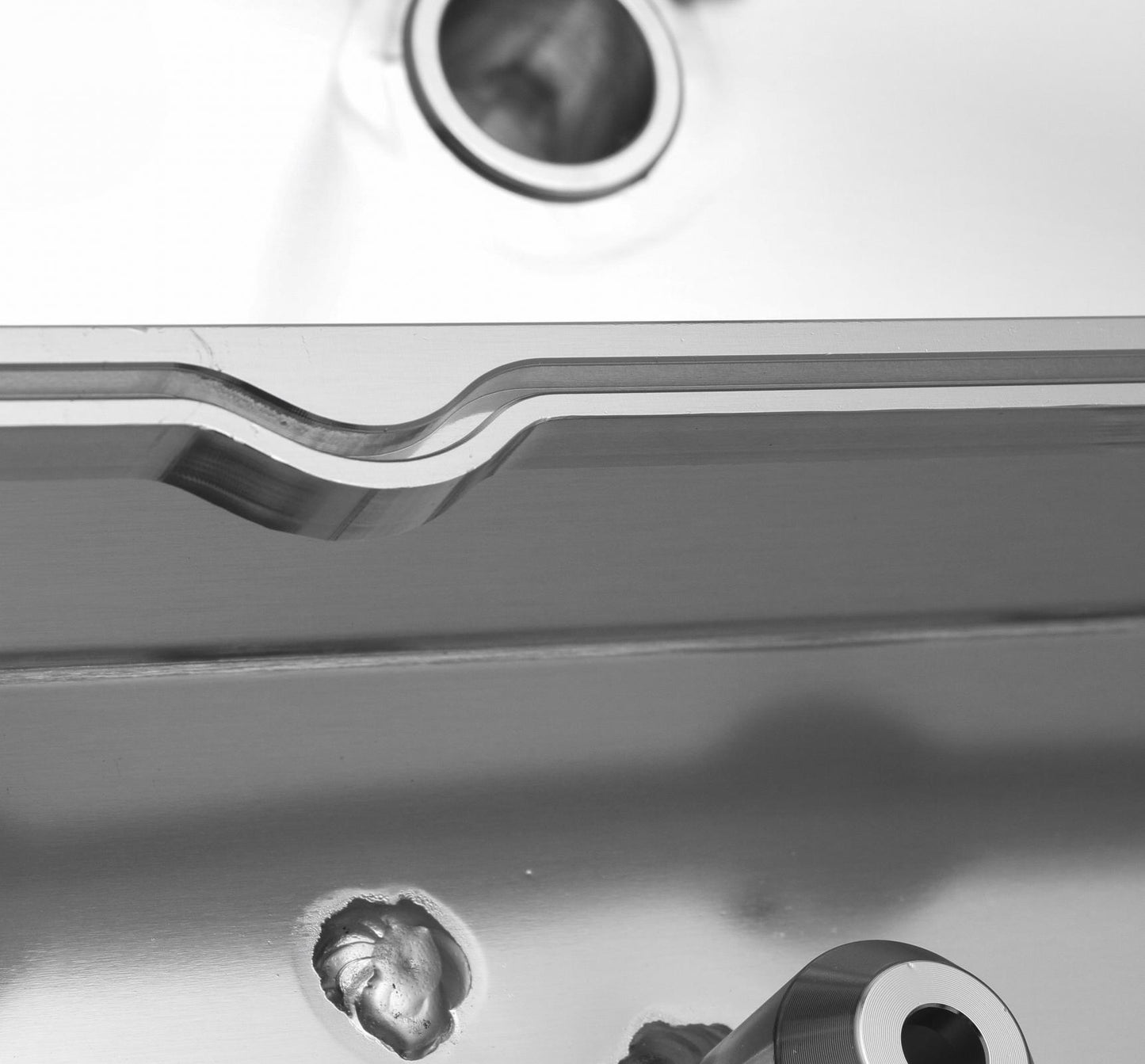 Valve Cover Fabricated Aluminum GM Ls Engines Natural Anodized GM Gen Iii/Iv Ls Engines Oem Ls Coil Stands Logo Tig Welded Holley Sniper EFI-10