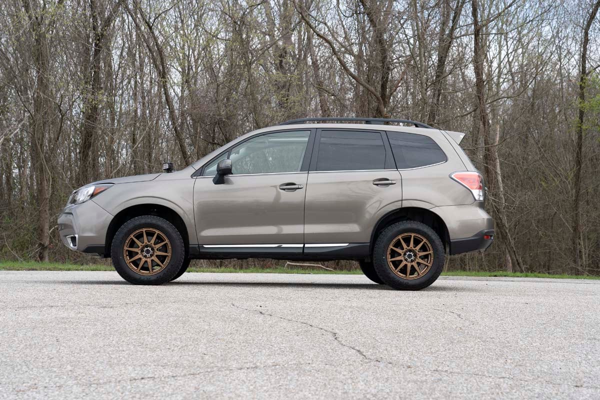 2 Inch Lift Kit Loaded Strut Subaru Forester 4WD (2014-2018) Rough Country-4