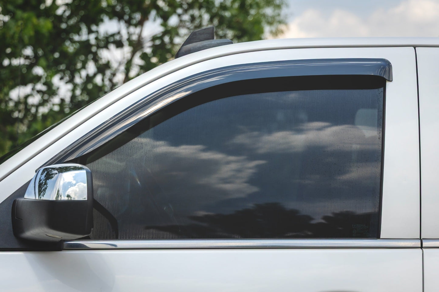 Side Window Deflectors Tape On Rain Guard Silverado/Sierra 1500/2500HD/3500HD 2WD/4WD Rough Country-5