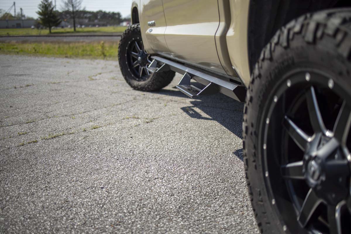 Toyota Cab-Length AL2 Drop Steps 07-20 Tundra Crew Cab Rough Country-4