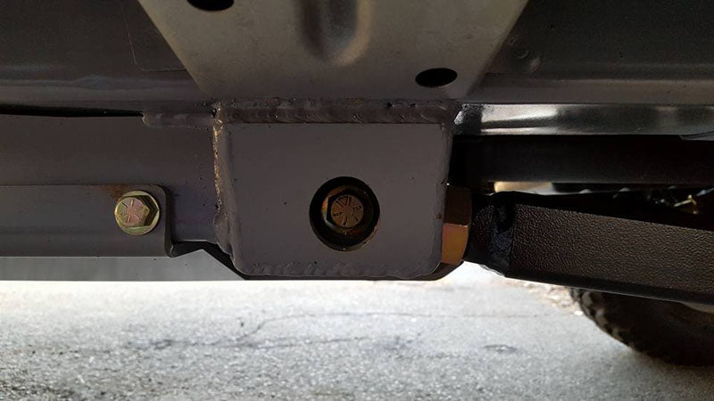 Jeep Grand Cherokee Rear Frame Brackets 1999-2004 WJ Clayton Off Road-2