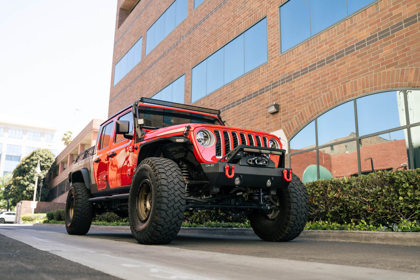 2007 2025 Jeep GladiatorJT Wrangler JK JKU JL JLU Stubby Front Bumper With Plated Bull Bar DV8 Offroad-18