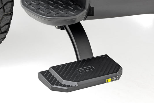 Retractable Bed Step Manual Pull Silverado/Sierra 2500HD/3500HD (15-19) Rough Country-1