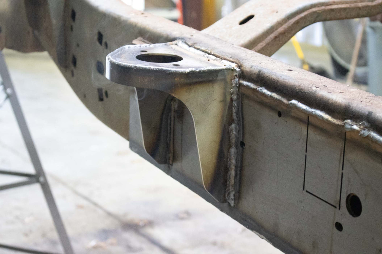 Rust Buster Frameworks Rust Buster Center Cab Mount For 2009-2014 Ford F-150 RB7020