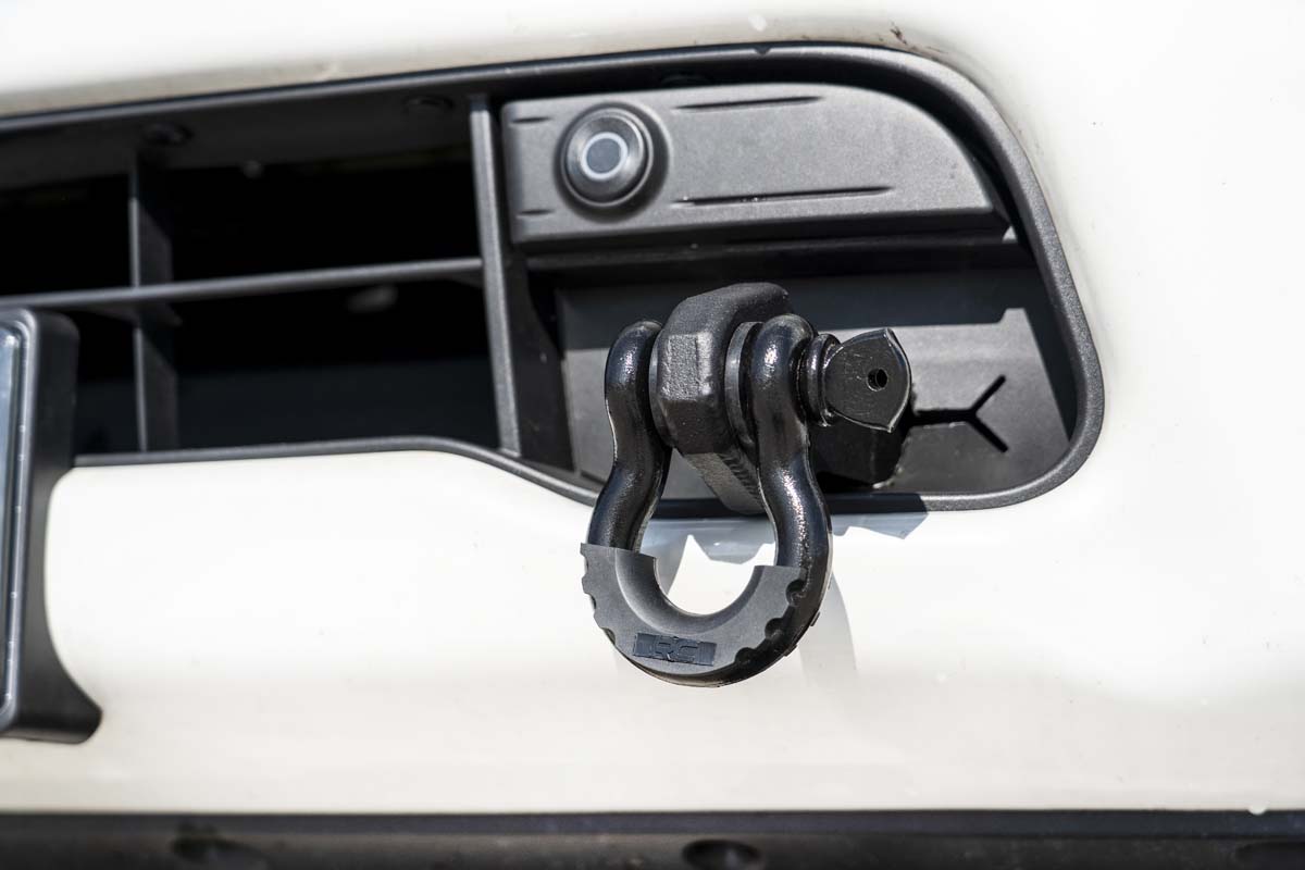 Nissan Tow Hook to Shackle Conversion Kit w/ D-Rings and Rubber Isolators 17-20 Titan Rough Country-3