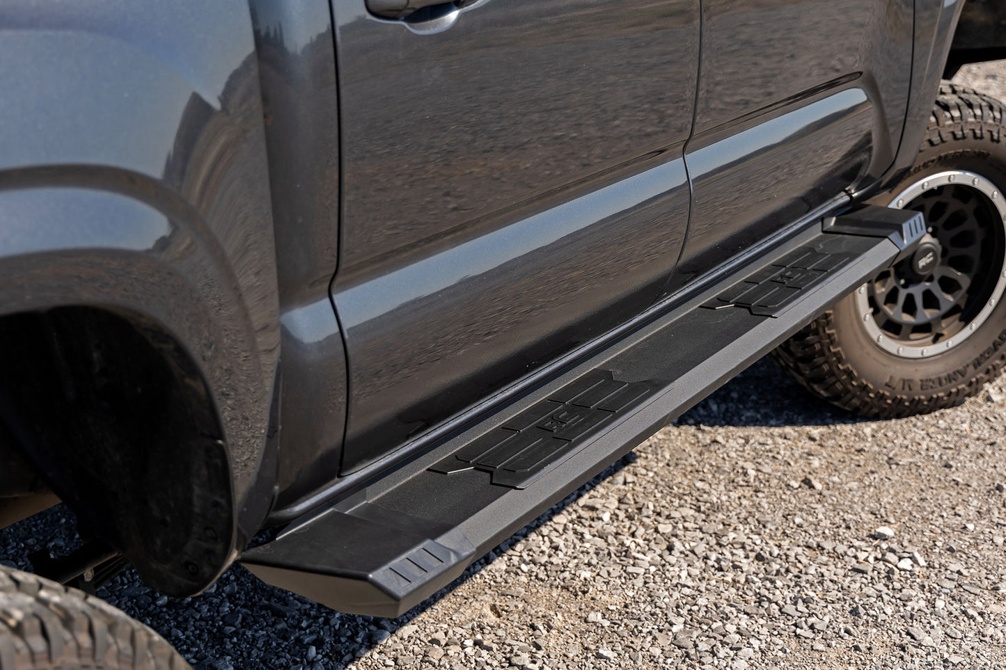 HD2 Aluminum Running Boards Double Cab Toyota Tacoma 2WD/4WD (2005-2023) Rough Country-5