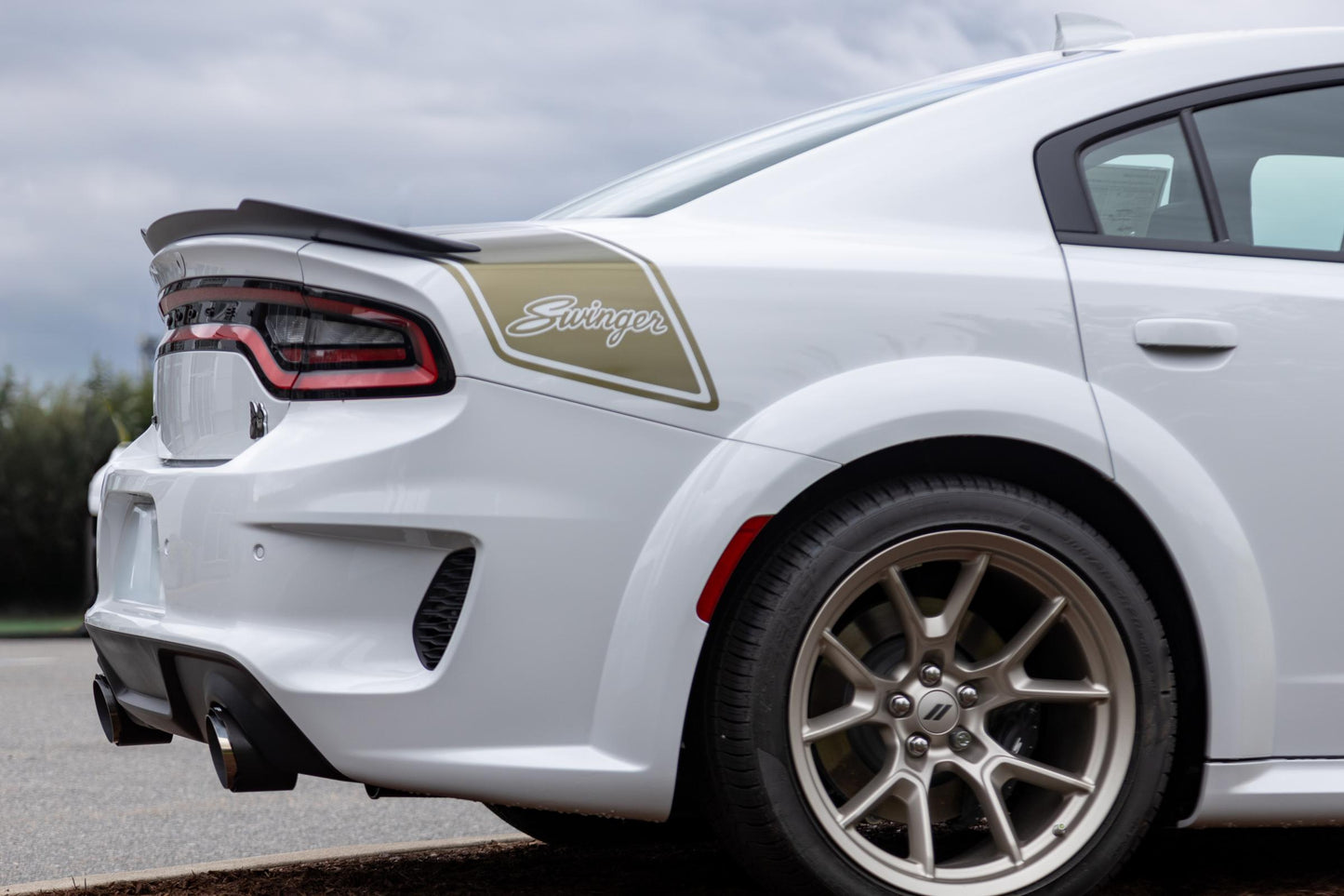 2015-Up Dodge Durango/Charger T304 Stainless Steel with Carbon Fiber Tips, 5 Inch OD Out, Angle Cut, Sold In Pairs MBRP-4