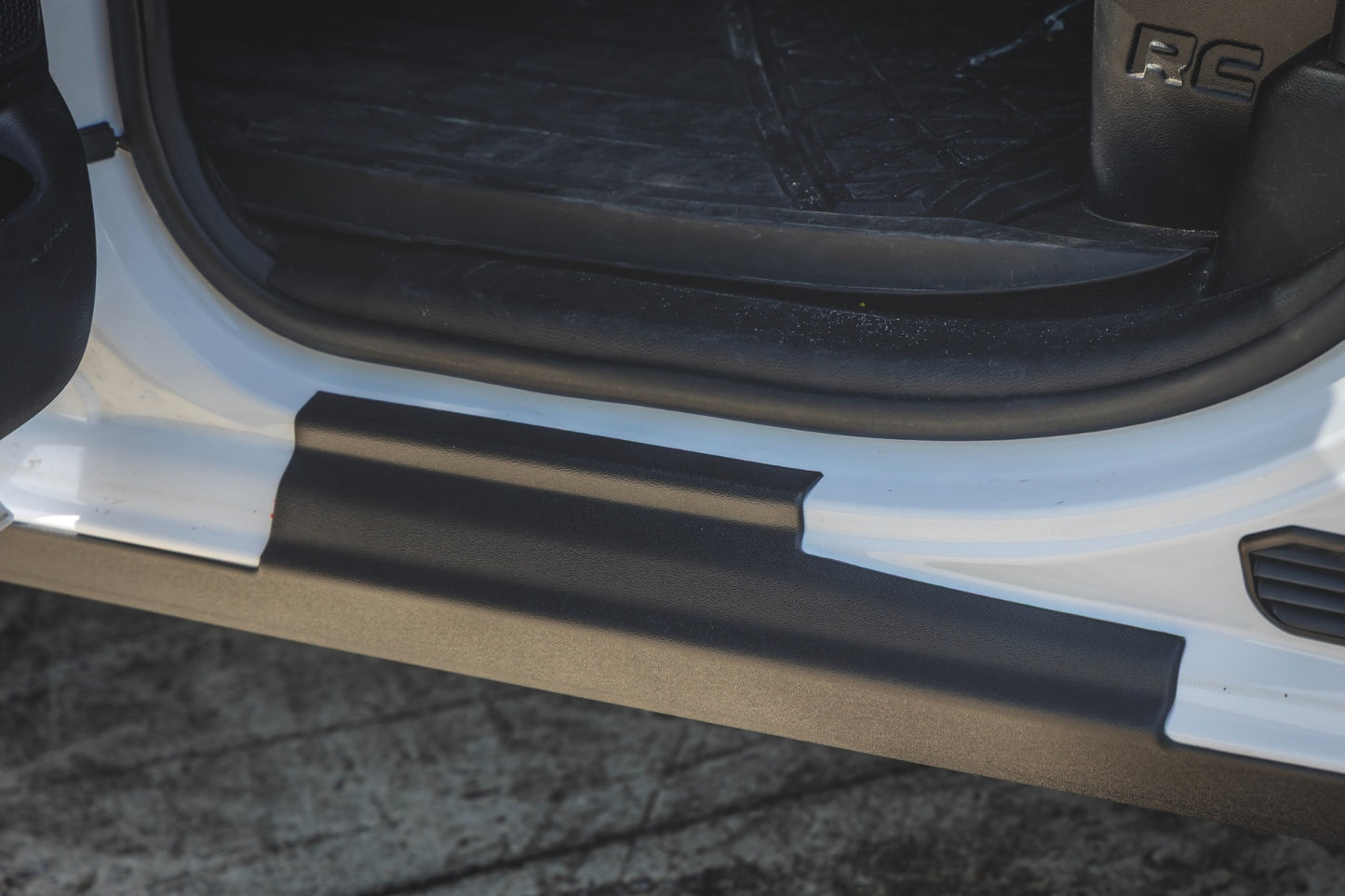 Trail Cladding Rocker Sill Plates Ram 1500 2WD/4WD (2019-2026) Rough Country-5