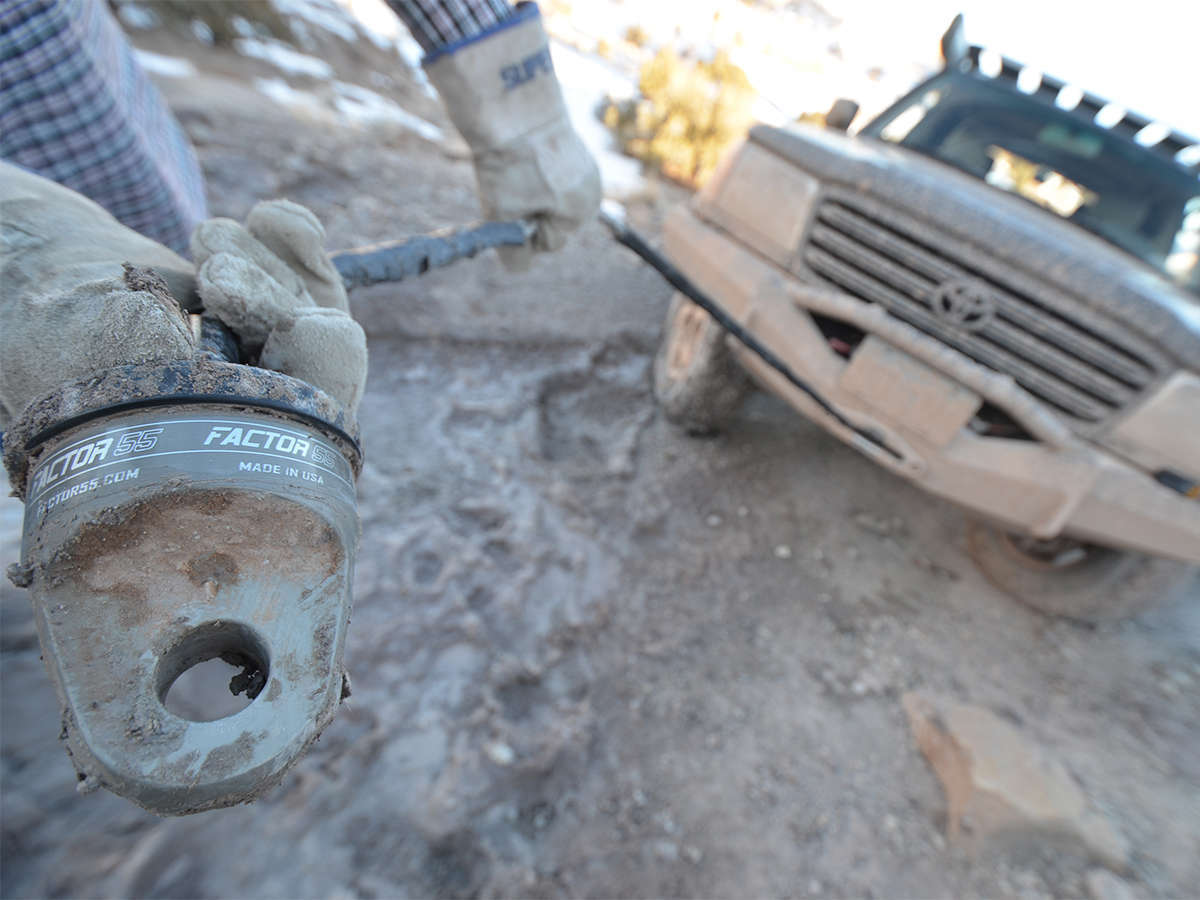 ProLink Winch Shackle Mount Assembly Silver Factor 55-2