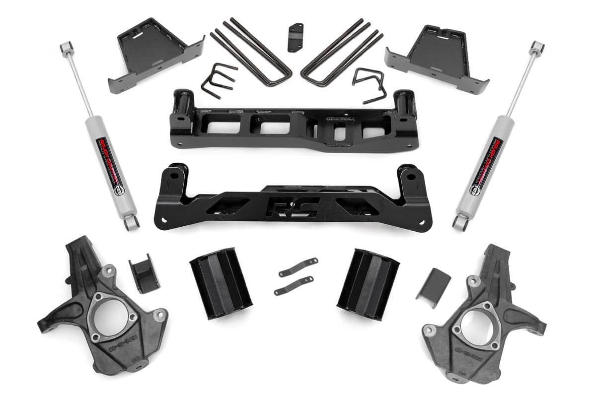 7.5 Inch Lift Kit | Chevy Silverado & GMC Sierra 1500 2WD (2007-2013) Rough Country