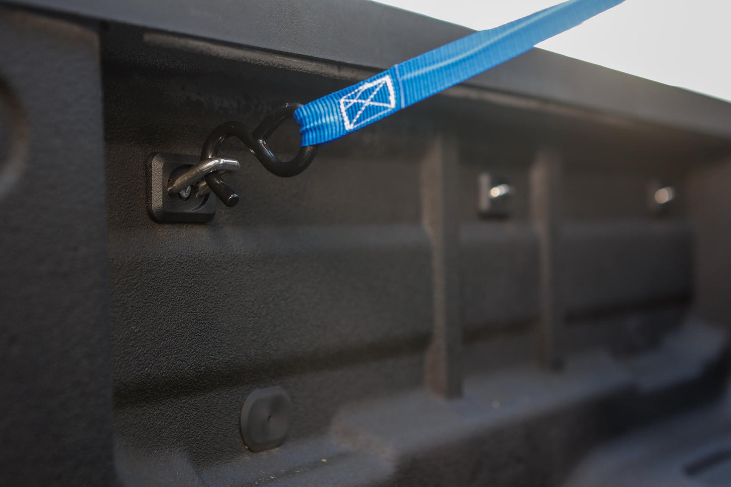 Bullet Inner Bed Retractable Tie-Down Anchors 9 Pack Complete Bed Package 07-Up Silverado/Sierra 1500/2500/3500 15 -Up Colorado/Canyon Bullring SpeedStrap-2