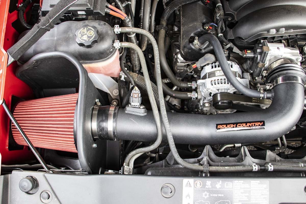 Cold Air Intake Kit 5.3L/6.2L Silverado/Sierra 1500 4WD (14-18 & Classic) Rough Country-1