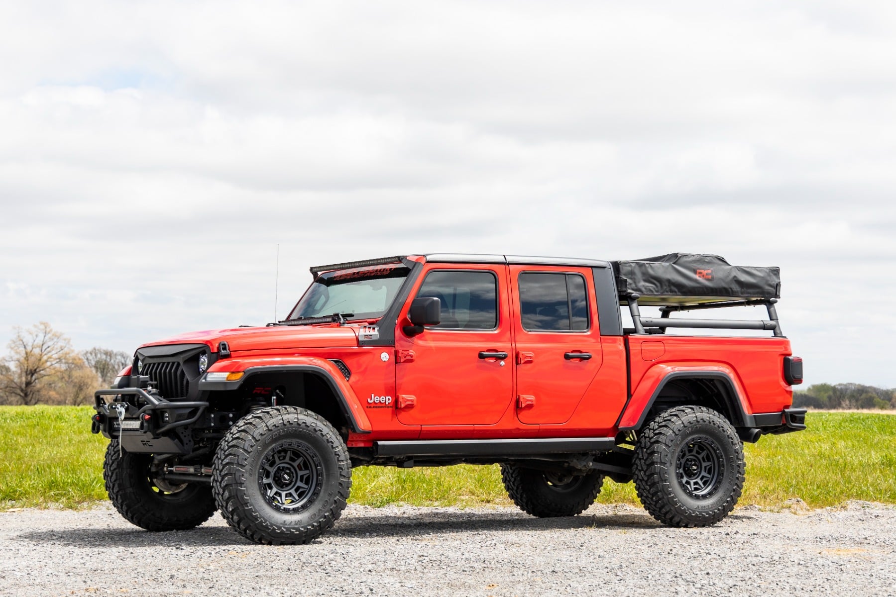 Inner Fenders FR Jeep Gladiator JT 4WD (2020-2025) Rough Country-5