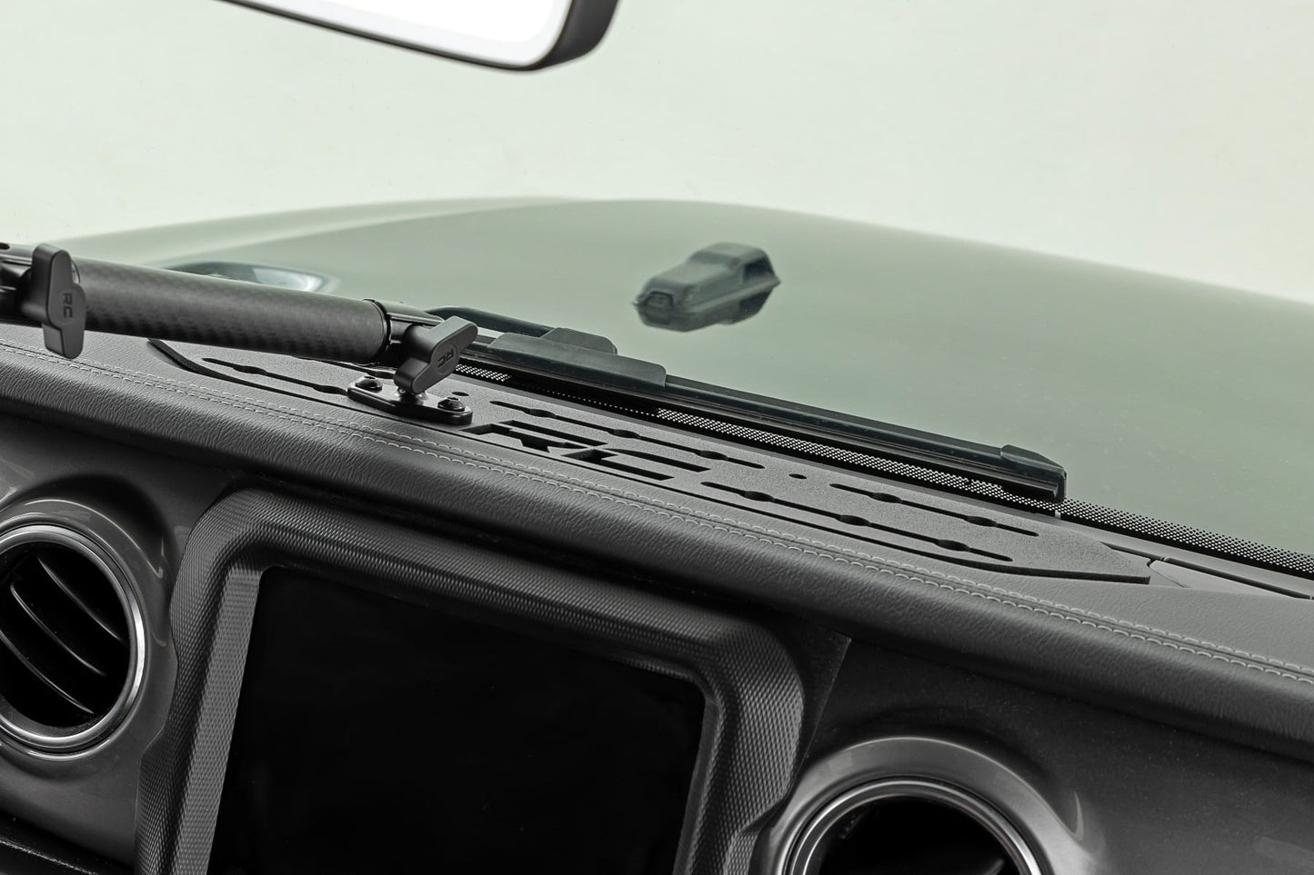 Dash Mount 8 Inch Mount Kit Jeep Gladiator JT/Wrangler JL 4WD (2018-2026) Rough Country-4