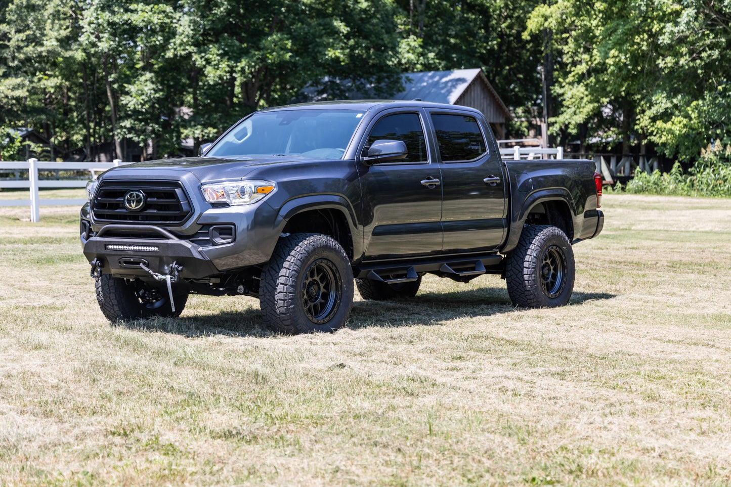 Front Bumper Hybrid 9500-Lb Pro Series Winch Synthetic Rope Toyota Tacoma (16-23) Rough Country-5
