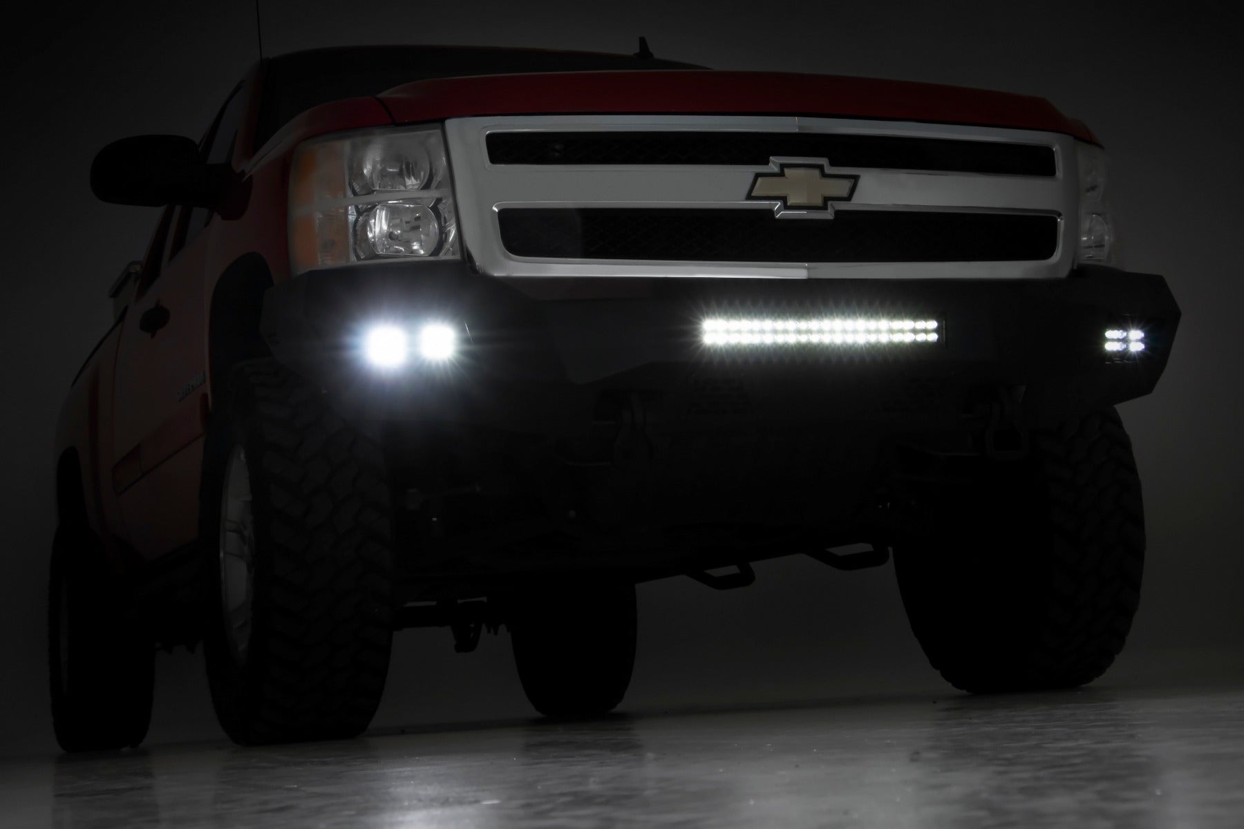 Rough Country Chevy Heavy-Duty Front LED Bumper For 07-13 1500 Rough Country