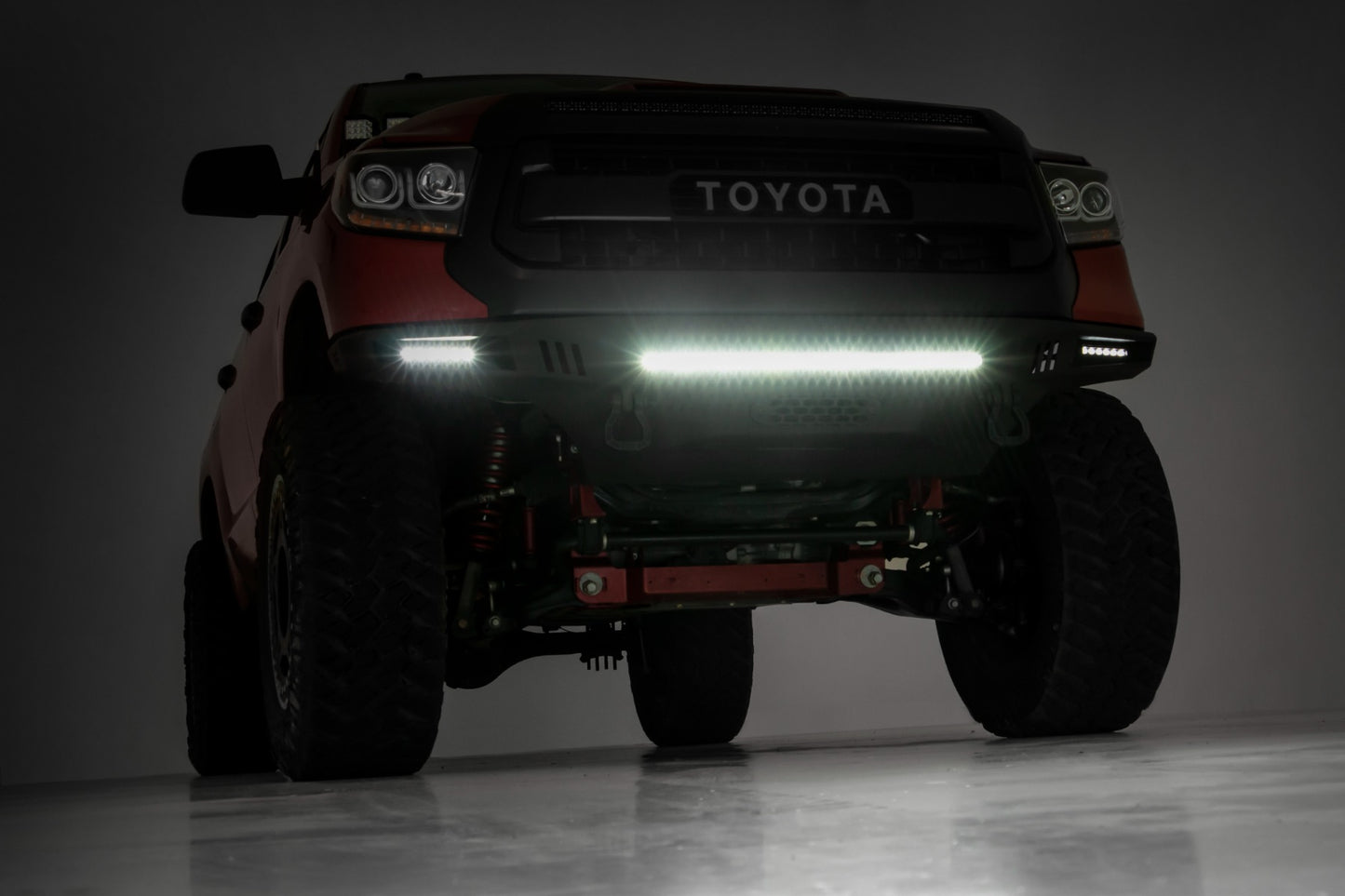 Front Prerunner Bumper LED Toyota Tundra 2WD/4WD (2014-2021) Rough Country-4