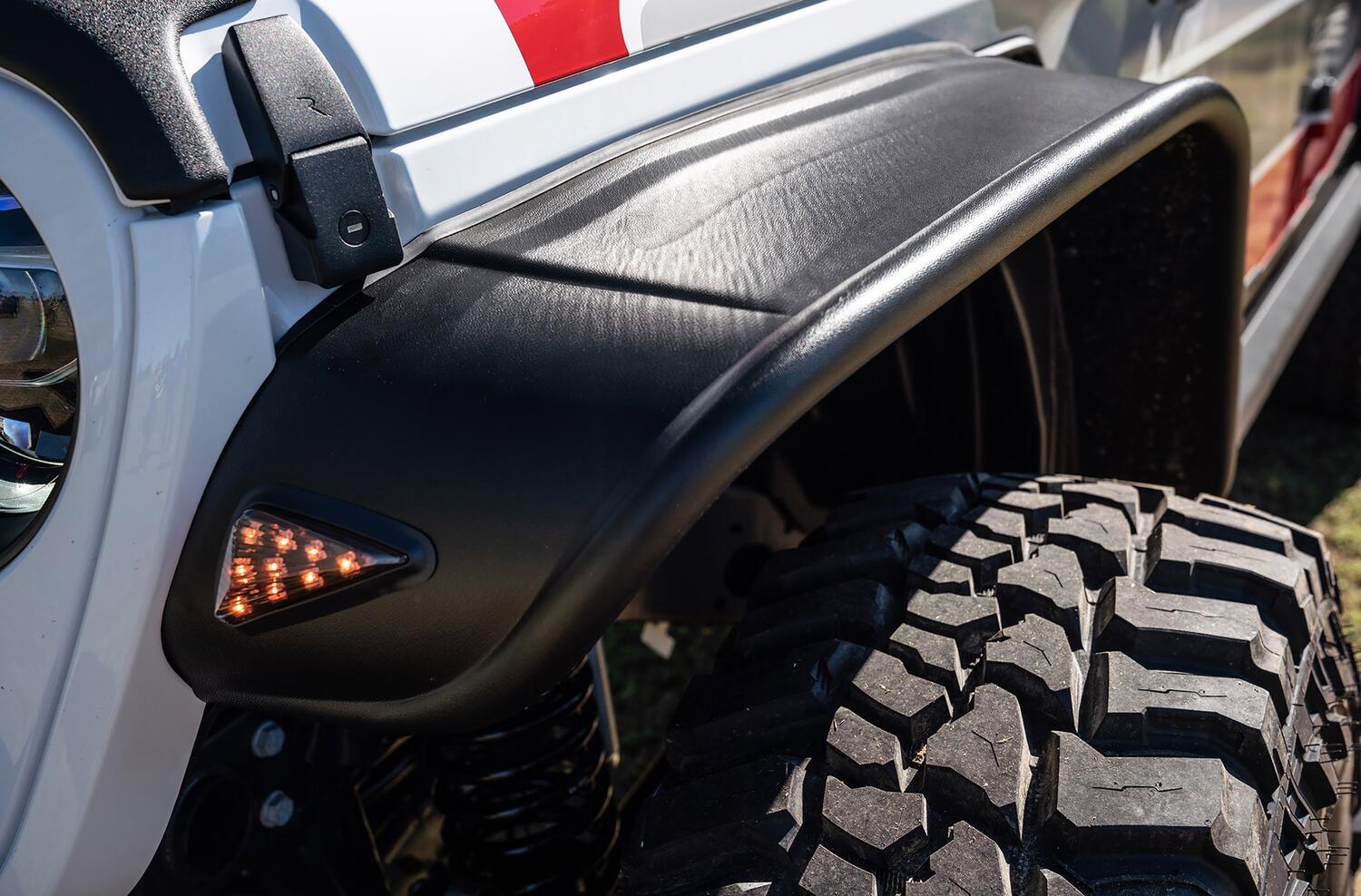 Black Jeep Flat Style Textured Finish 4-Piece Fender Flare Set For 2020-2023 Jeep Gladiator Launch Edition Bushwacker-2