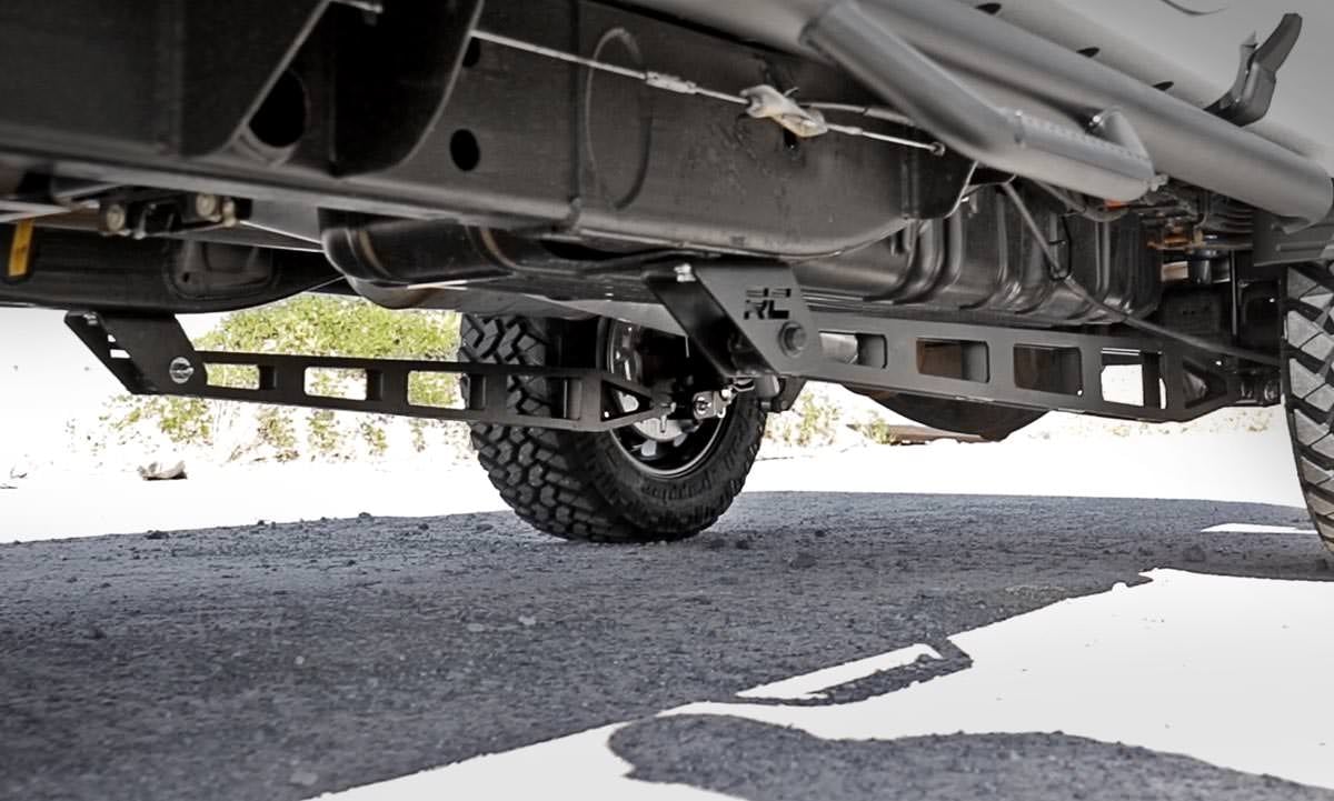 Traction Bar Kit Silverado/Sierra 2500HD/3500HD 4WD (2011-2019) Rough Country-2