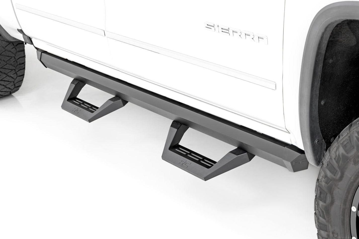 SRX2 Adj Aluminum Step Crew Cab Silverado/Sierra 1500/2500HD/3500HD (07-18 & Classic) Rough Country