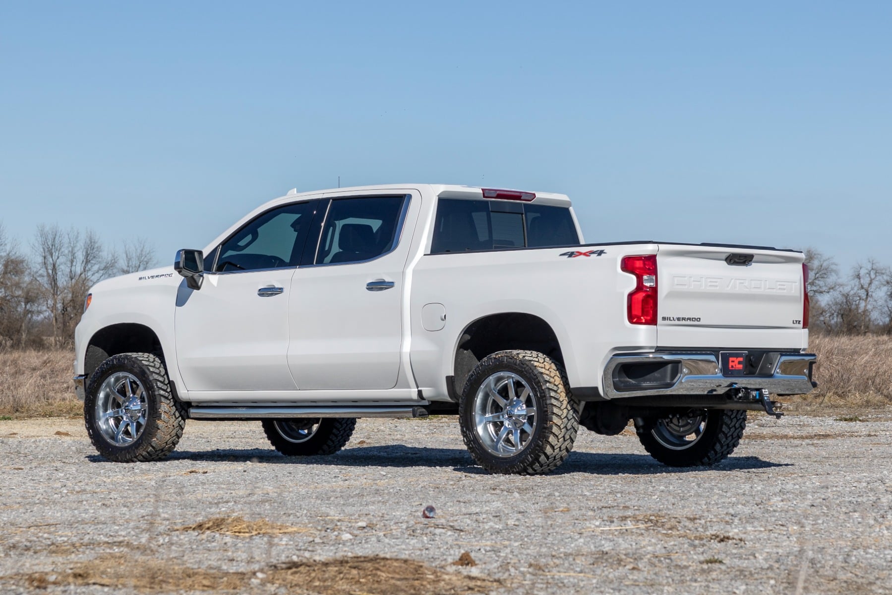 3.5 Inch Lift Kit Vertex/V2 Red Chevy Silverado 1500 2WD/4WD (2025-2026) Rough Country-5