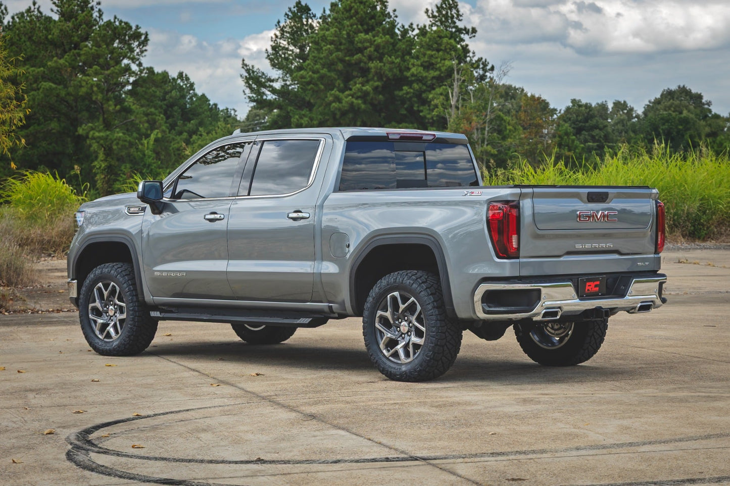 3.5 Inch Lift Kit Vertex/V2 Red GMC Sierra 1500 2WD/4WD (2025-2026) Rough Country-5