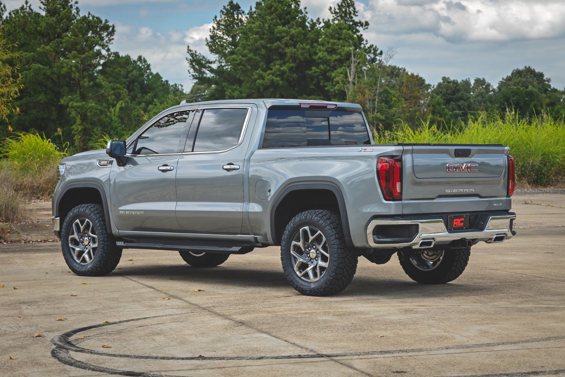 3.5 Inch Lift Kit Vertex/V2 Red GMC Sierra 1500 2WD/4WD (2025-2026) Rough Country-5