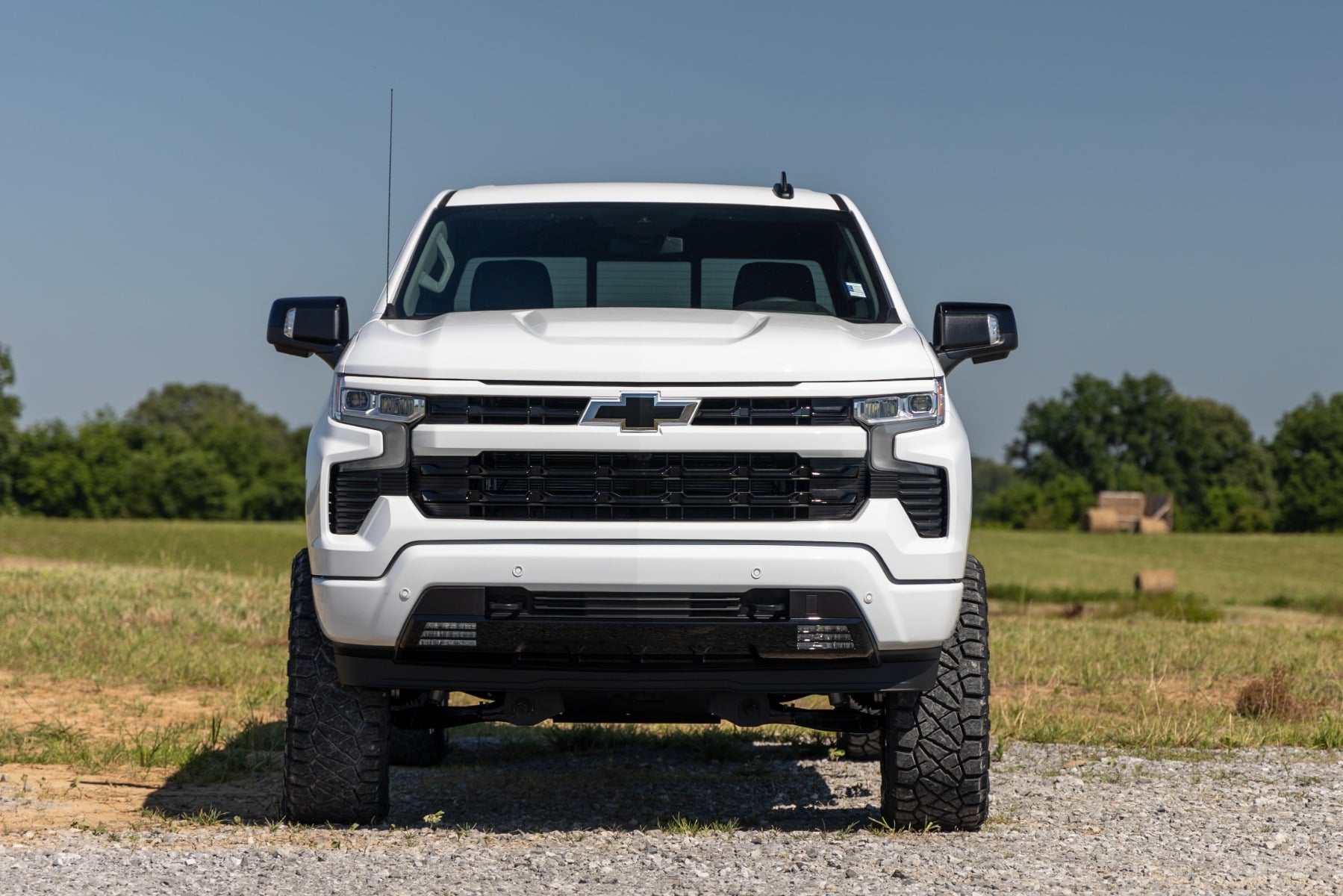 6 Inch Lift Kit M1 Struts/M1 Chevy Silverado 1500 2WD (2025-2026) Rough Country-2