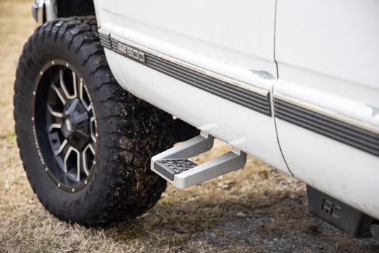 Single Hoop Step Universal Alum Pair Multiple Makes & Models (Chevy/Ford/GMC/Ram) Rough Country