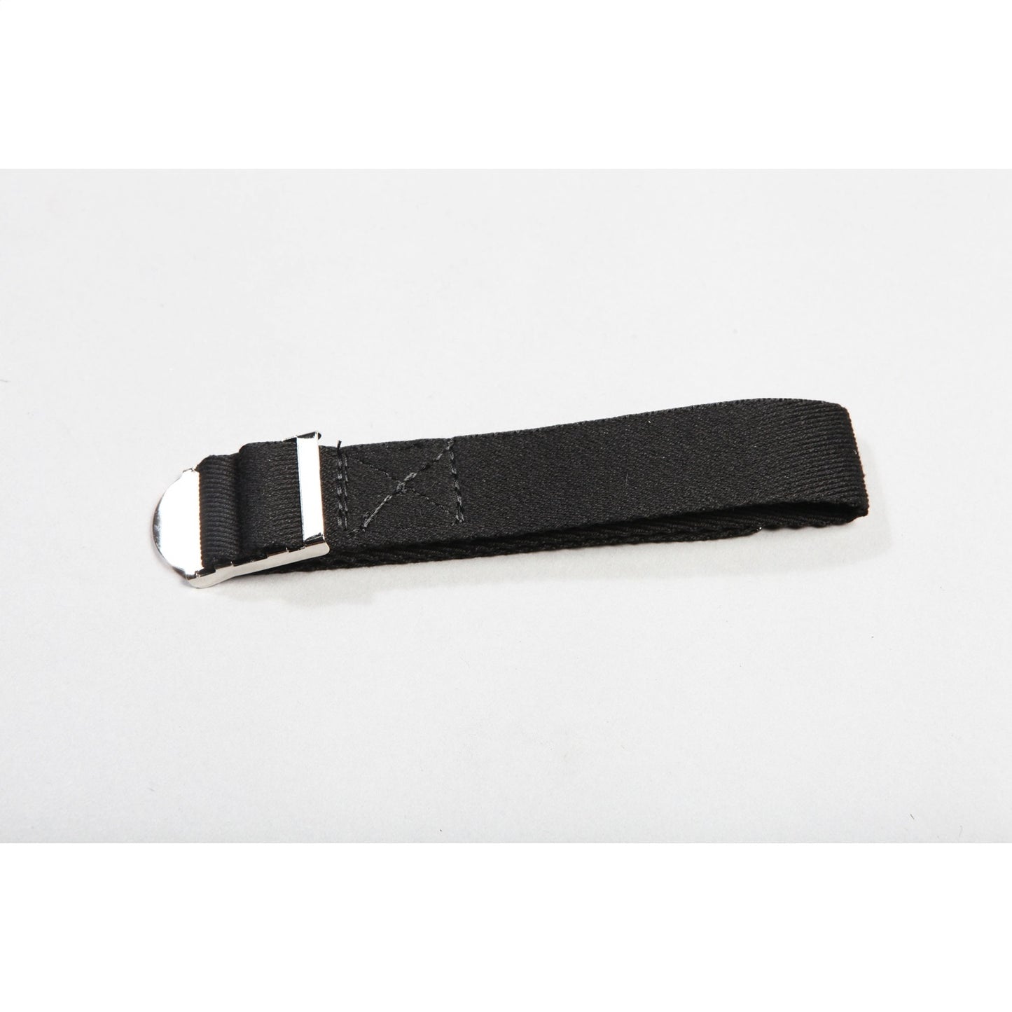 Windshield Tie Down Strap Black Canvas Secures Windshield To Footman Loop On Hood Available While Supplies Last 1946-1949 CJ2A 1949-1953 CJ3A 1953-1966 CJ3B 1955-1953 CJ5 1955-1975 CJ6 1976-1986 OMIX