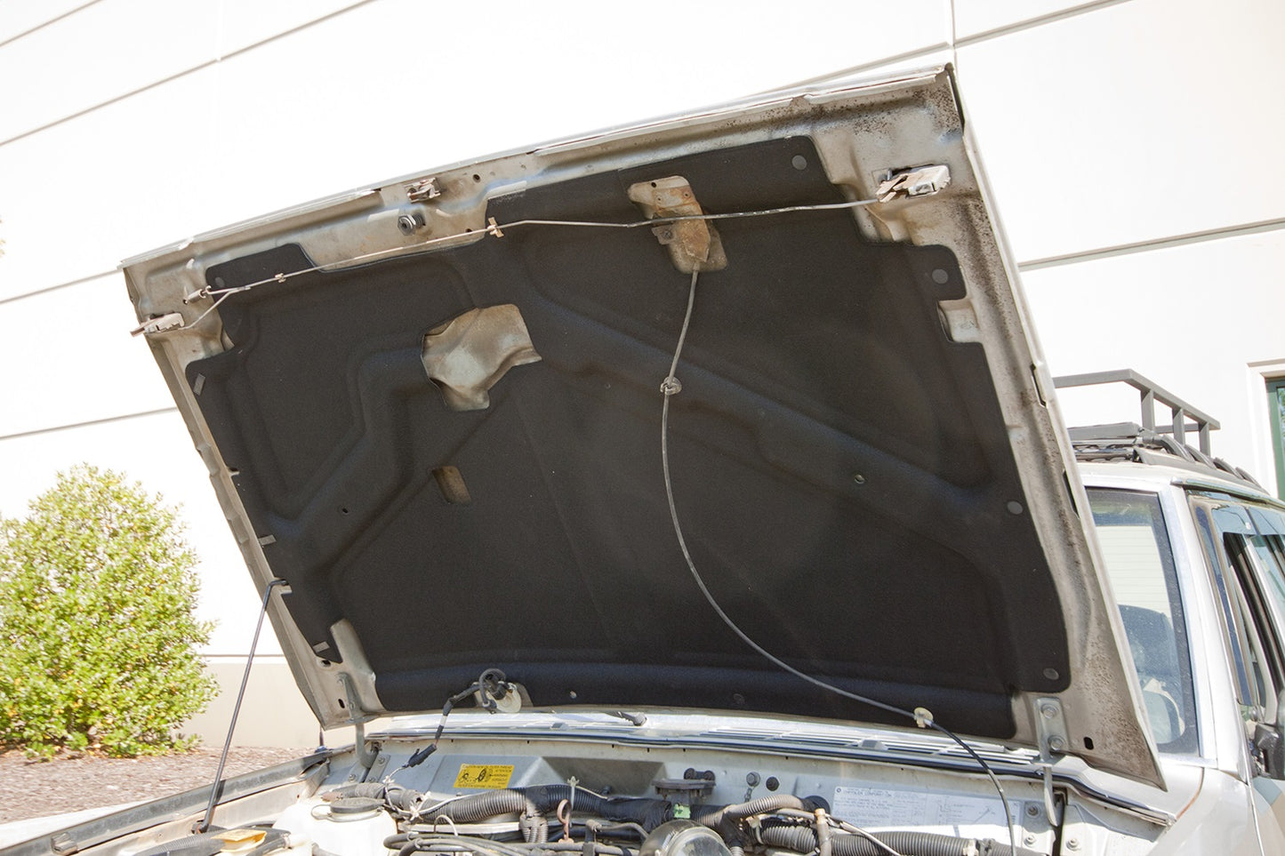 Underhood Insulation Liner Black Durable Construction For Extended Life 1984-1996 Jeep Cherokee XJ OMIX