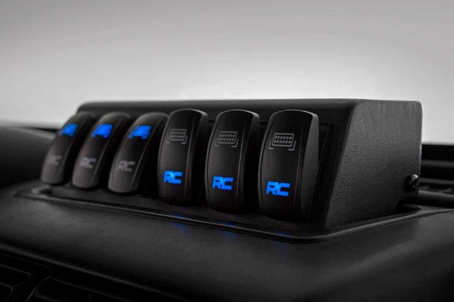 MLC-6 | Multiple Light Controller | Jeep Wrangler TJ (97-06)/Wrangler Unlimited (04-06)  Rough Country