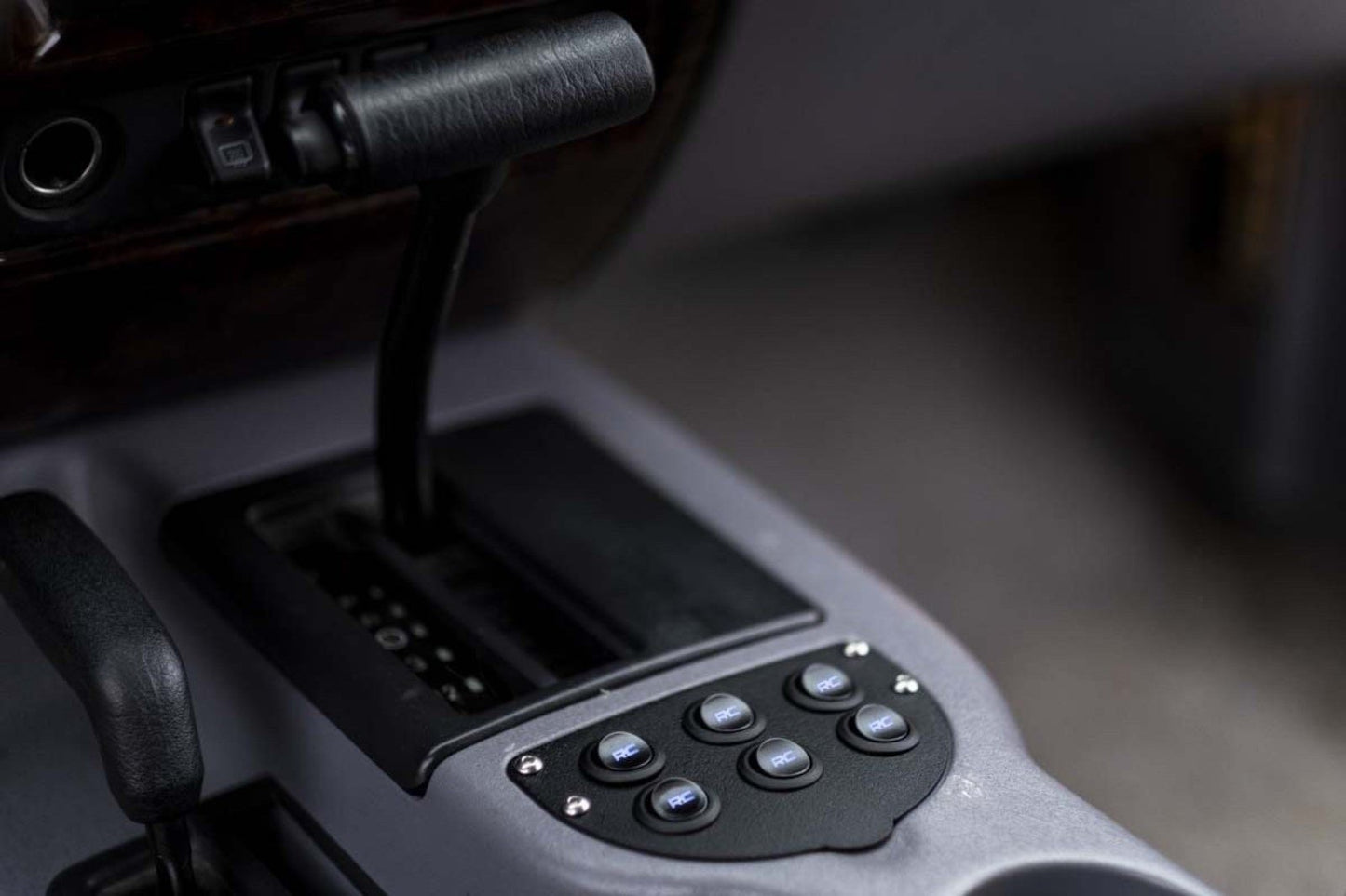 MLC-6 | Multiple Light Controller | Jeep Cherokee XJ 2WD/4WD (1997-2001) Rough Country