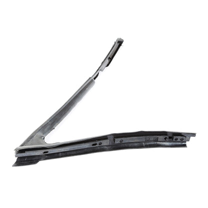 Vent Window Seal Front Left Fits The Front Driver Side Door Of 63-71 Gladiator, 63-83 Wagoneer, 74-83 Cherokee, 74-88 J10/J20 Trucks And 84-91 Grand Cherokee Sj OMIX-1