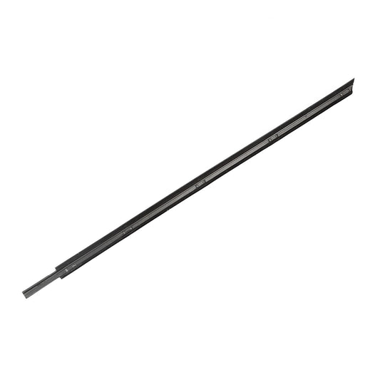 Door Glass Seal Right Outer Rubber Passenger Side Of 97-06 Wrangler TJ And 04-06 Wrangler Unlimited Lj OMIX