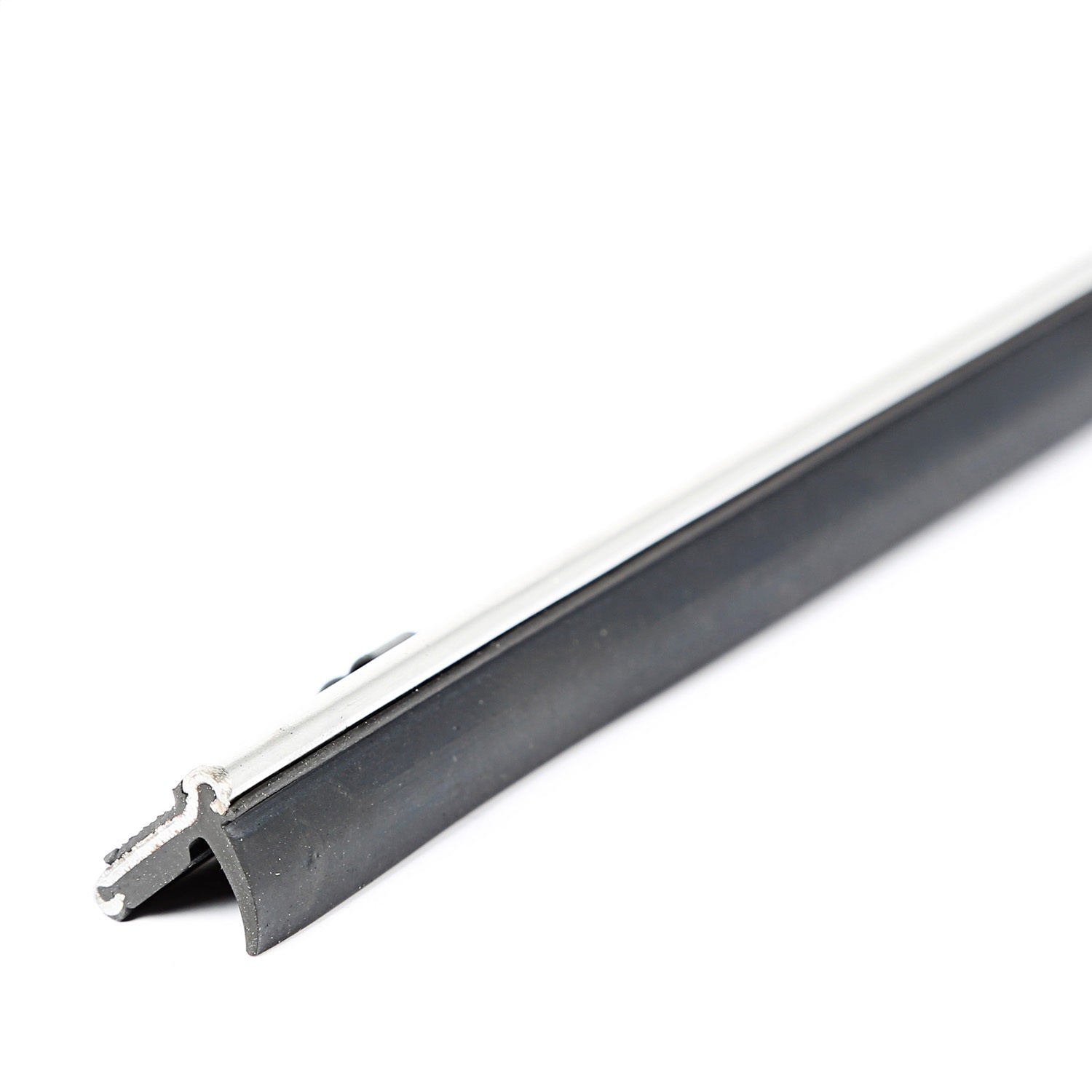 Weatherstrip Right Outerfits The Passenger Side Door On 66-73 Commando OMIX-1