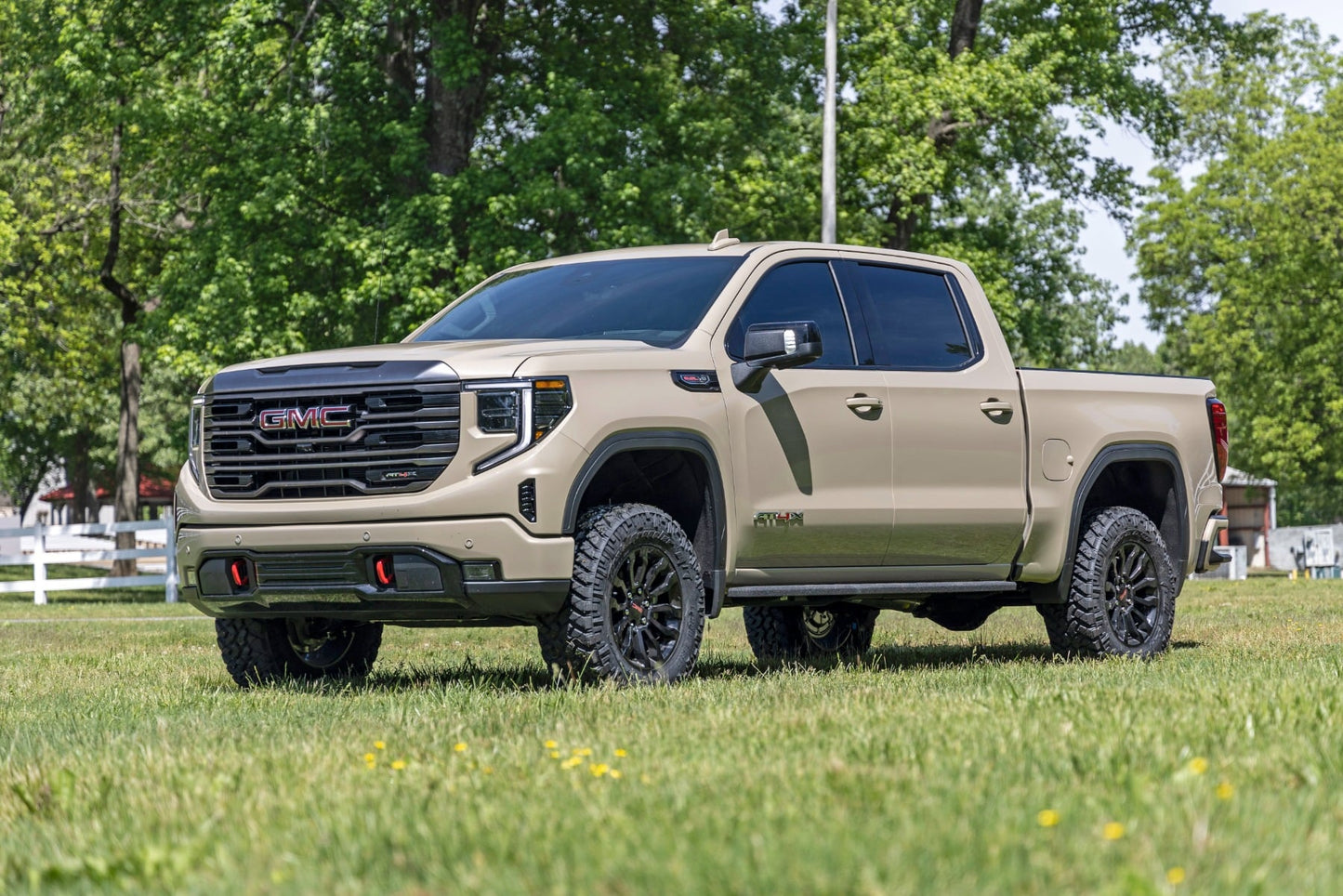 1.5 Inch Leveling Kit AT4X/ZR2 Silverado/Sierra 1500 (22-26) Rough Country-4