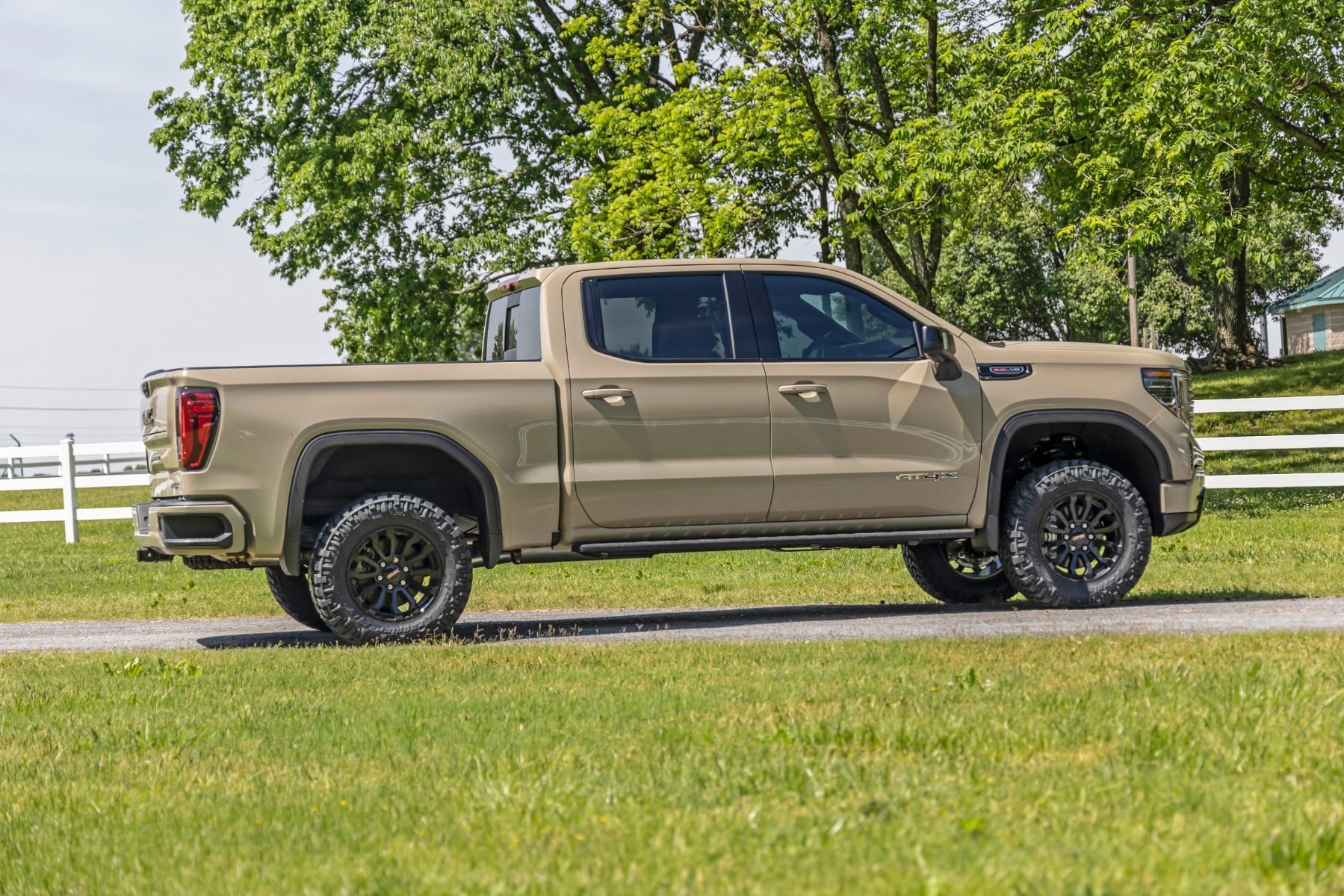 1.5 Inch Leveling Kit AT4X/ZR2 Silverado/Sierra 1500 (22-26) Rough Country-5